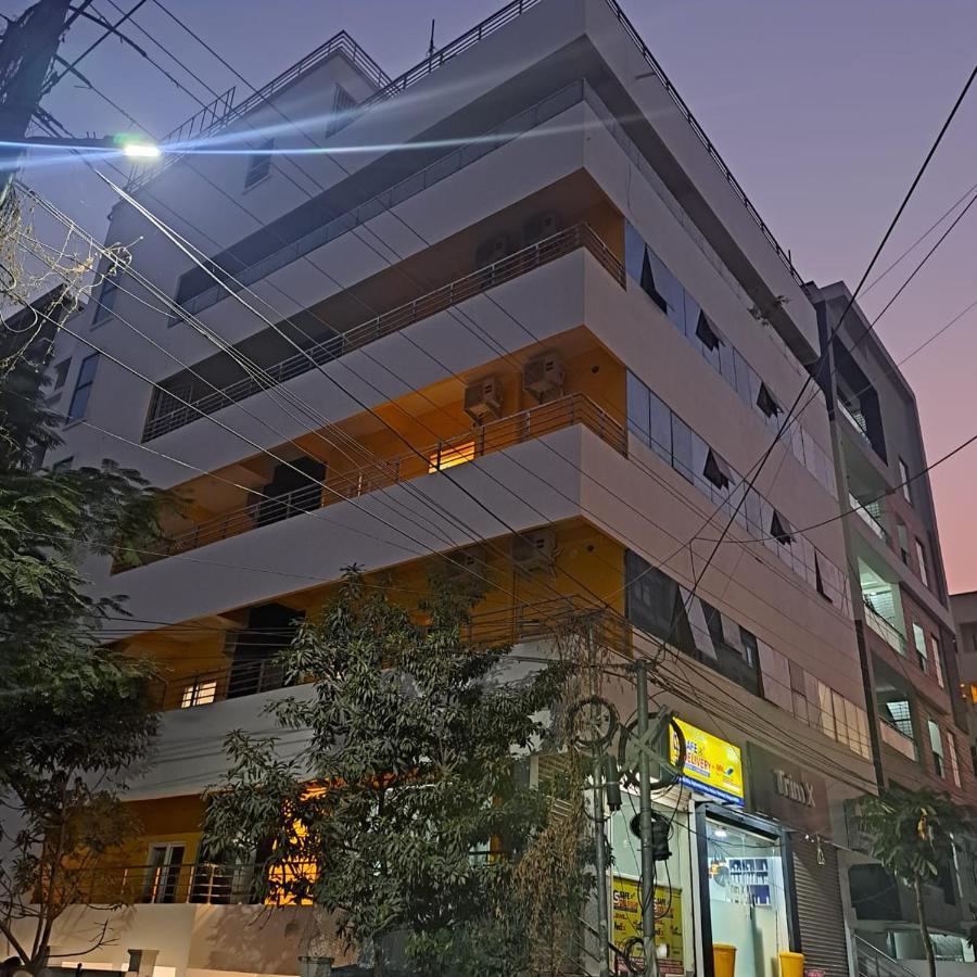 Yellow Bells Signature Hitec City Hyderabad Ngoại thất bức ảnh