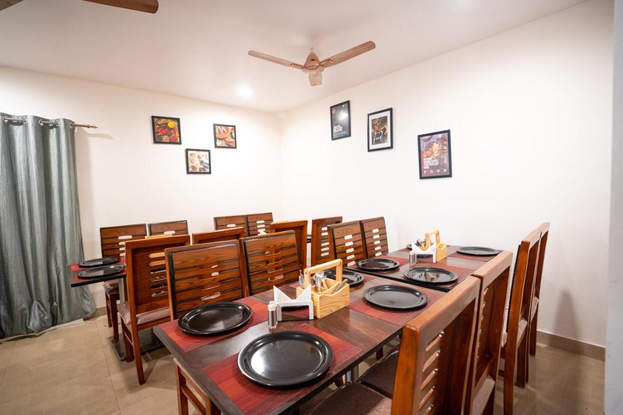 Yellow Bells Signature Hitec City Hyderabad Ngoại thất bức ảnh